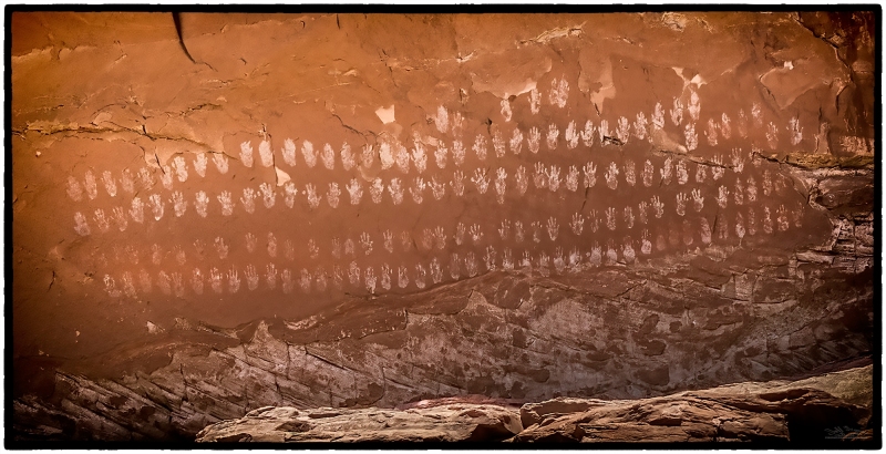 \"Hands UP!  The \'100 Hands Panel\' near Escalante is unmistakable, and unforgettable.  If nothing else, you have to admire the artist\'s persistence and dedication.  BTW, I counted 159 hands but feel free to count them yourself.