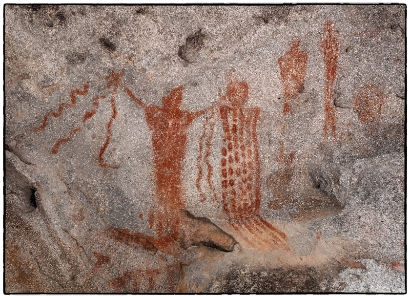 \"Snakes Alive!\" The snake handling Churches of Appalachia and even the Hopi Snake-Dancers weren\'t the first to use serpents in their ceremonies.   Just the same, it gives me the willies, which might be exactly the reaction the artist intended.  This depiction was found on the ceiling of a hollow boulder in the Henry Mountains .